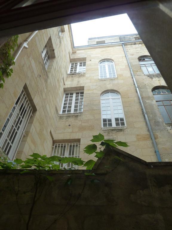 Les Trois Chandeliers Un Petit Paradis En Plein Centre Ville Burdeos Exterior foto